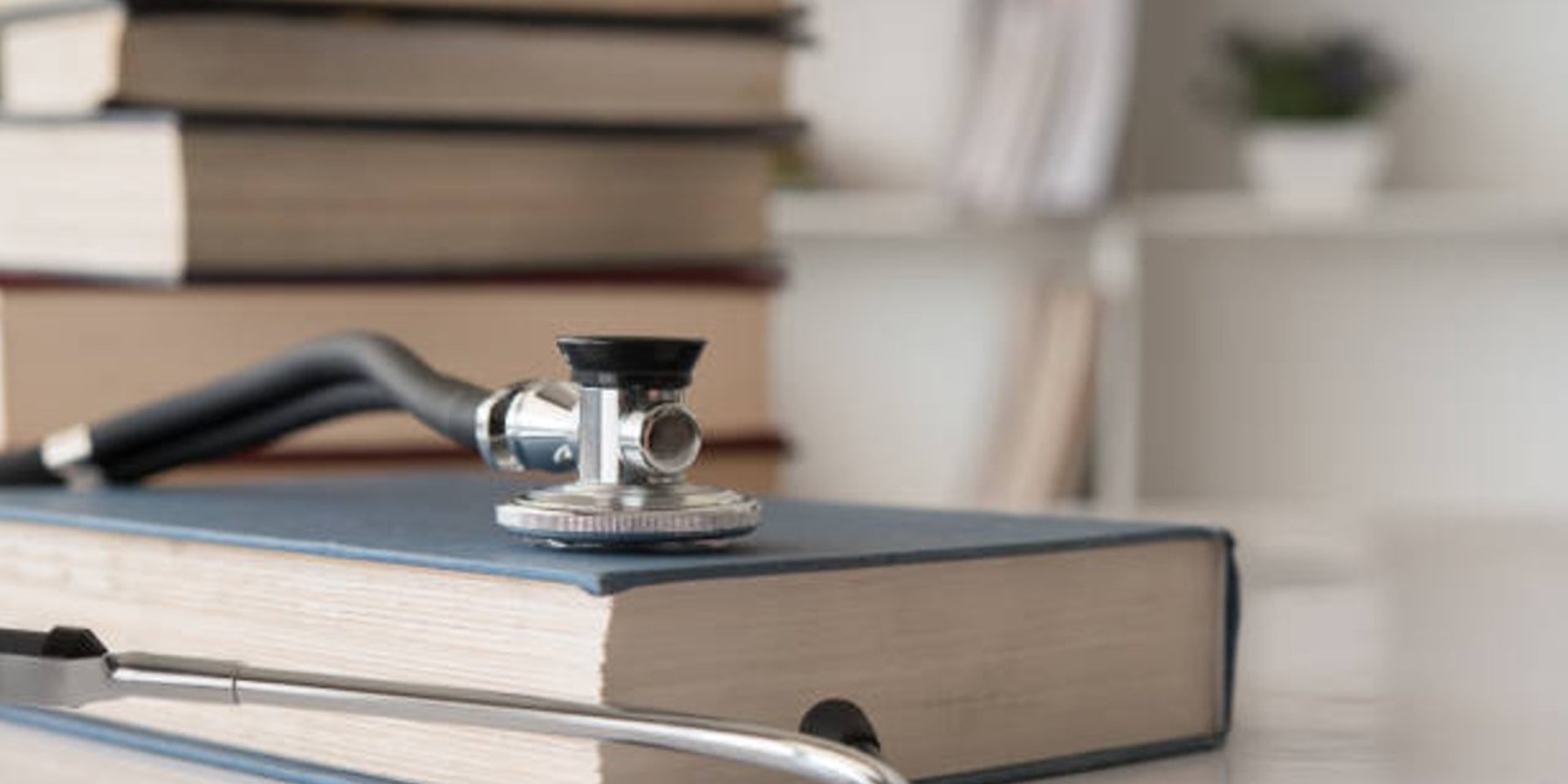 08.12.2007 Уход за полостью рта у больных гемофилией и другими наследственными коагулопатия