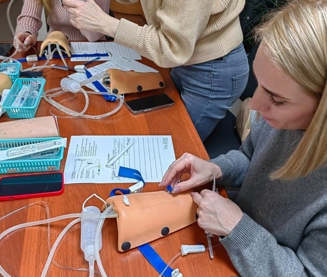 18 ноября 2023 года в Даниловском центре прошёл обучающий тренинг по инъекциям