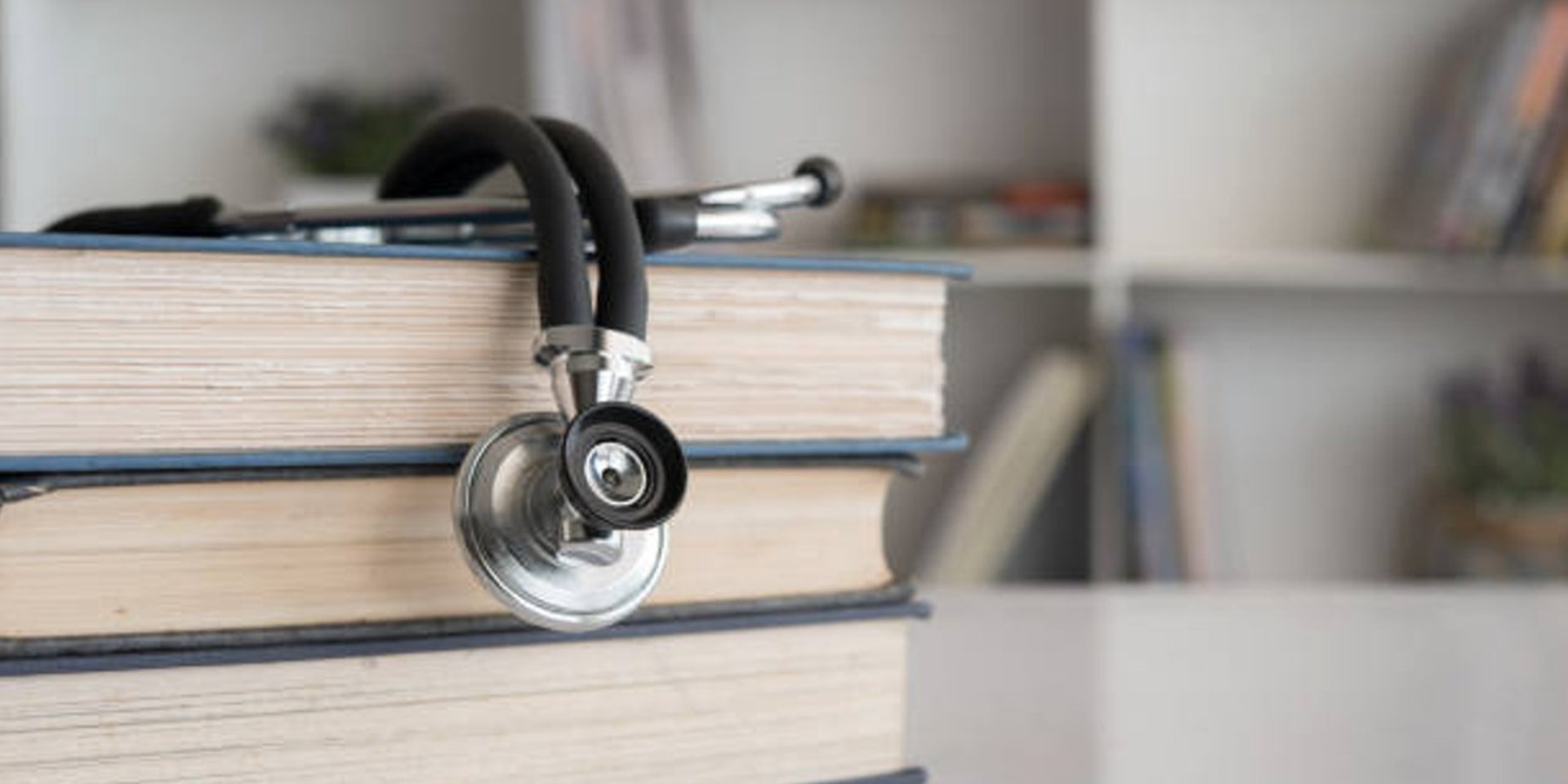 28.08.2001 Наследственные нарушения функции факторов свертываемости плазмы и их лечение